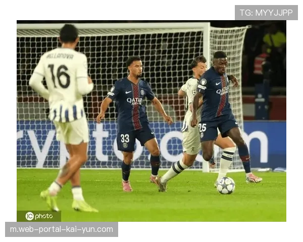 巴黎圣日耳曼五球大胜切尔西 卫冕冠军展现淘汰赛底蕴